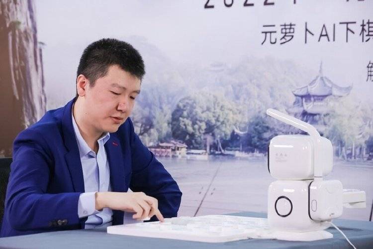 马斯克携AI约战LOL世界冠军 T1战队：我们准备好了